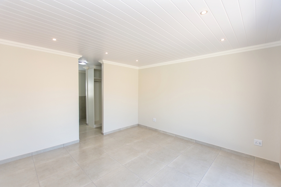 3 Bedroom Property for Sale in Vredenburg Western Cape